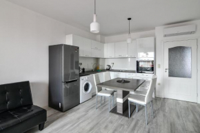 La Mer flat 9 parking and beach access